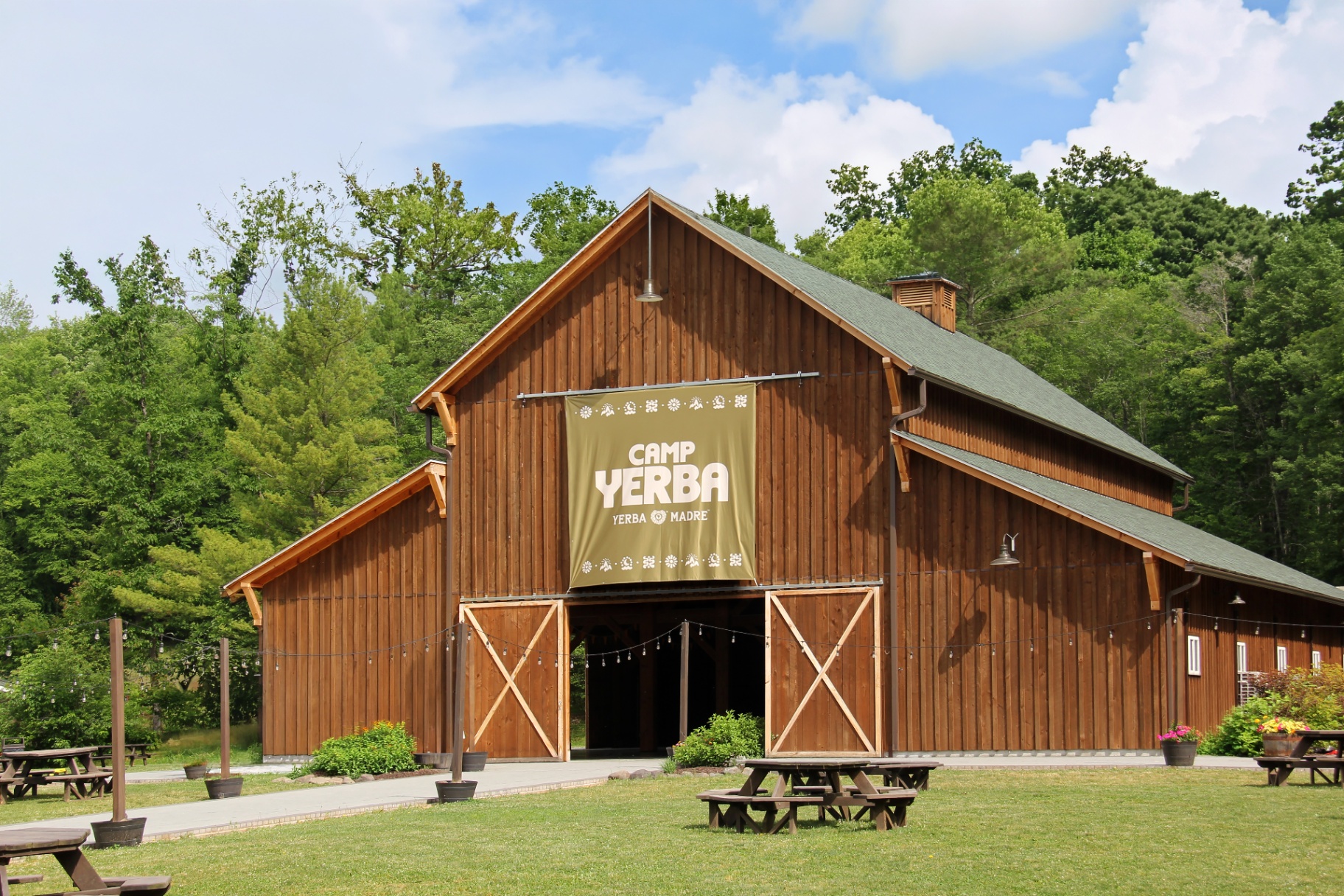 Barn Banner